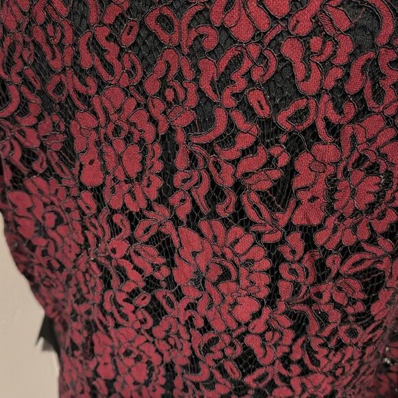 mishca black/red lace, black woven collar, front button placket & cuffs blouse - Picture 6 of 6